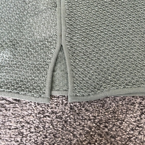 Giorgio Armani knit camisole tank top sz 42 green t back size 4ish - Picture 5 of 8